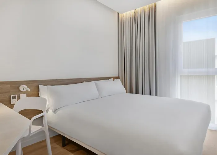 B&B Hotel Santiago Milladoiro